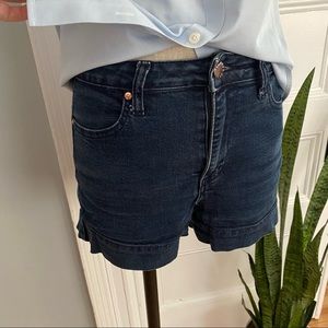 Forever 21 stretchy jean shorts